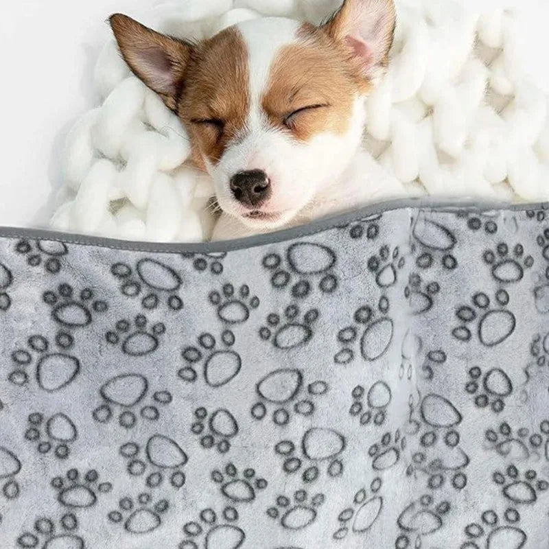 Soft and Cozy Washable Dog Blanket - Perfect for Cats and Dogs of All Sizes - Ideal Gift for Puppies and Pet Lovers (Grey)
