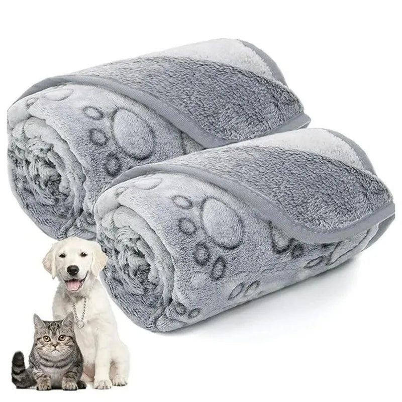 Soft and Cozy Washable Dog Blanket - Perfect for Cats and Dogs of All Sizes - Ideal Gift for Puppies and Pet Lovers (Grey)
